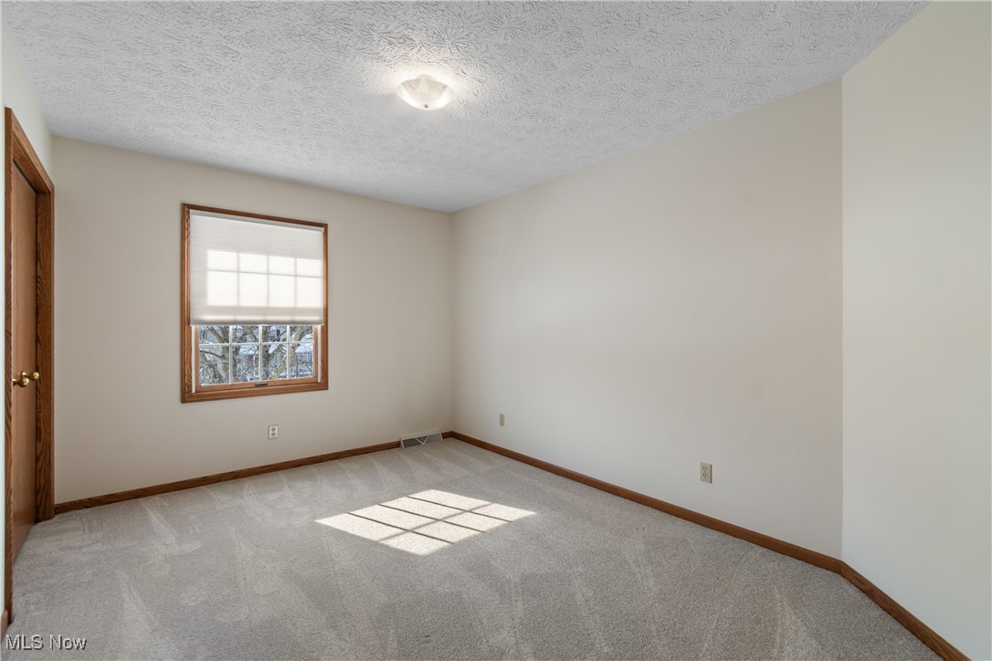 Williamsburg Village Estates - Residential