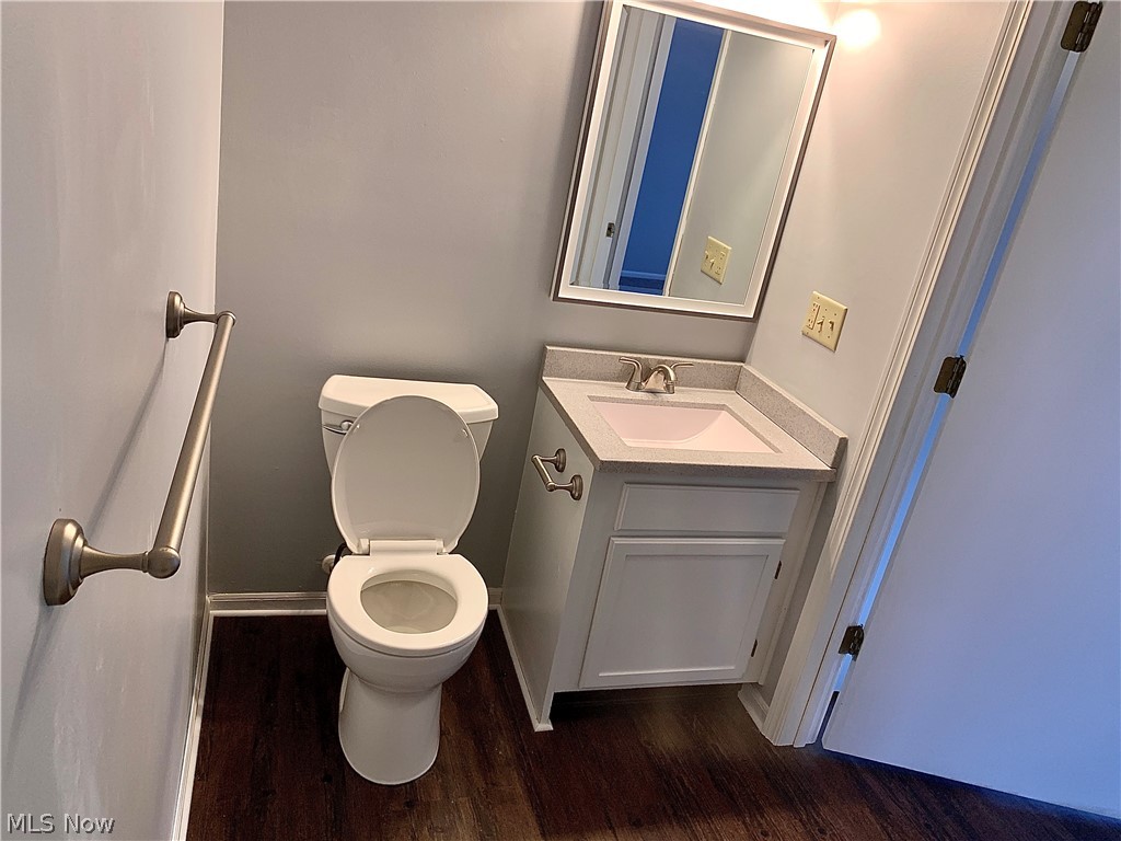 Brookledge Commons Condos - Residential