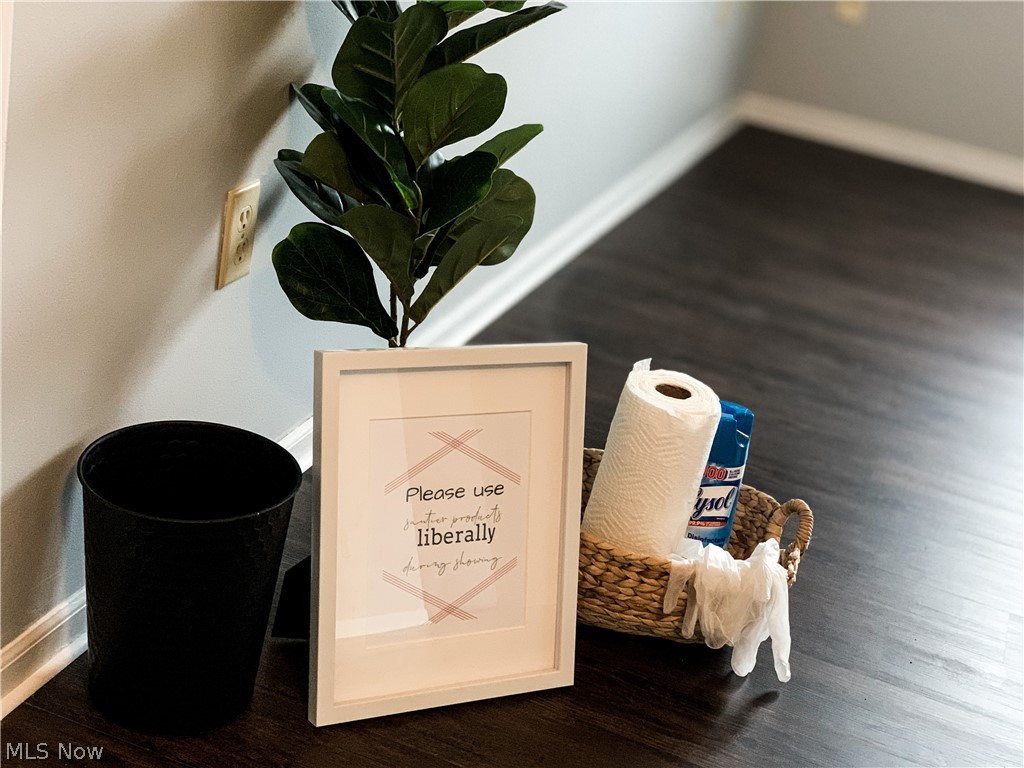 Brookledge Commons Condos - Residential