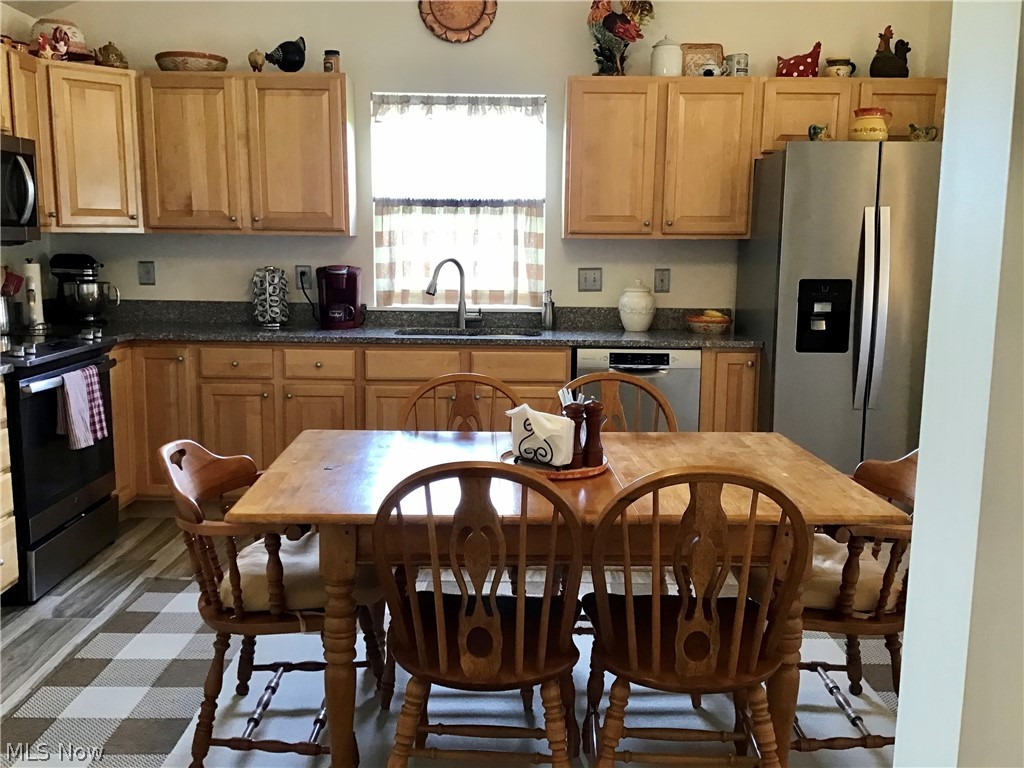 Montville Lakes - Residential