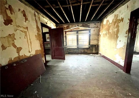 Tiny photo for 12103 Kinsman Road, Cleveland, OH 44120 (MLS # 5246814)