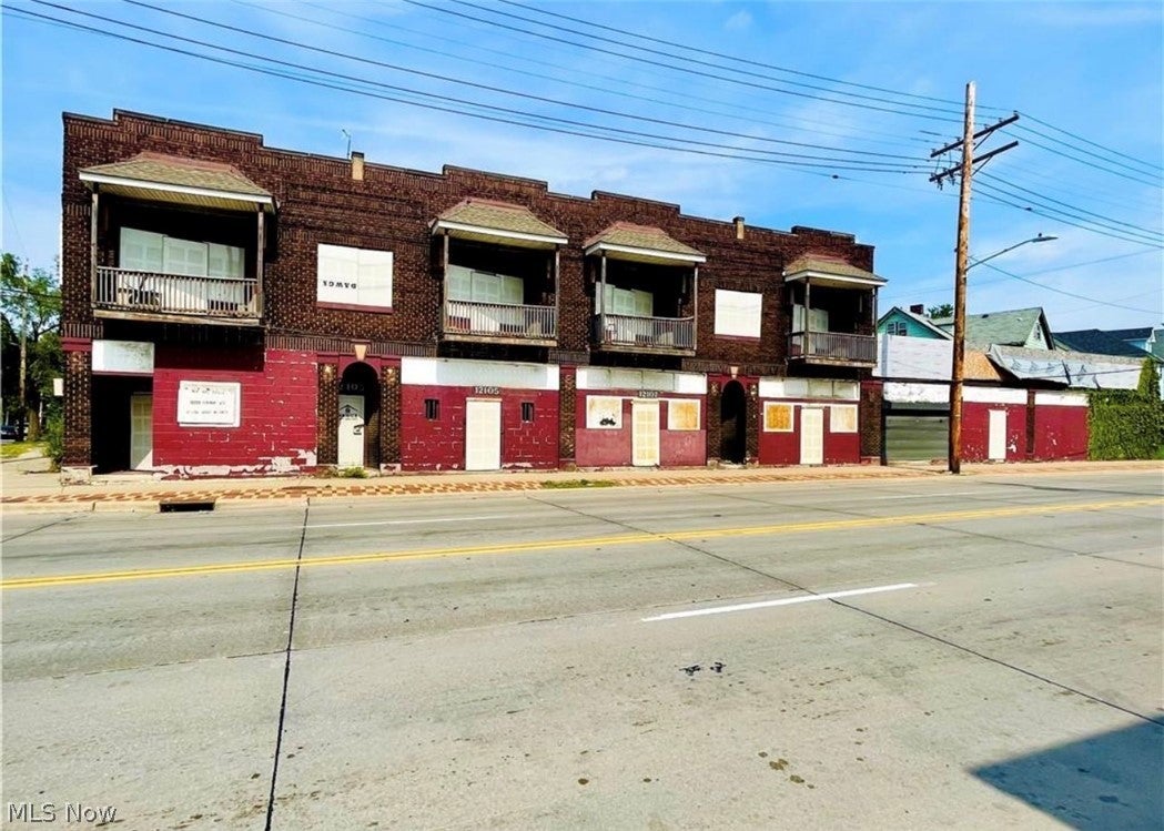 12103 Kinsman Road