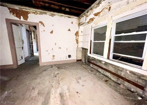 Tiny photo for 12103 Kinsman Road, Cleveland, OH 44120 (MLS # 5246814)