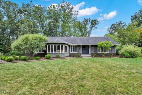 10340 Whitewood Road, Brecksville, OH 44141 - #: 5145868