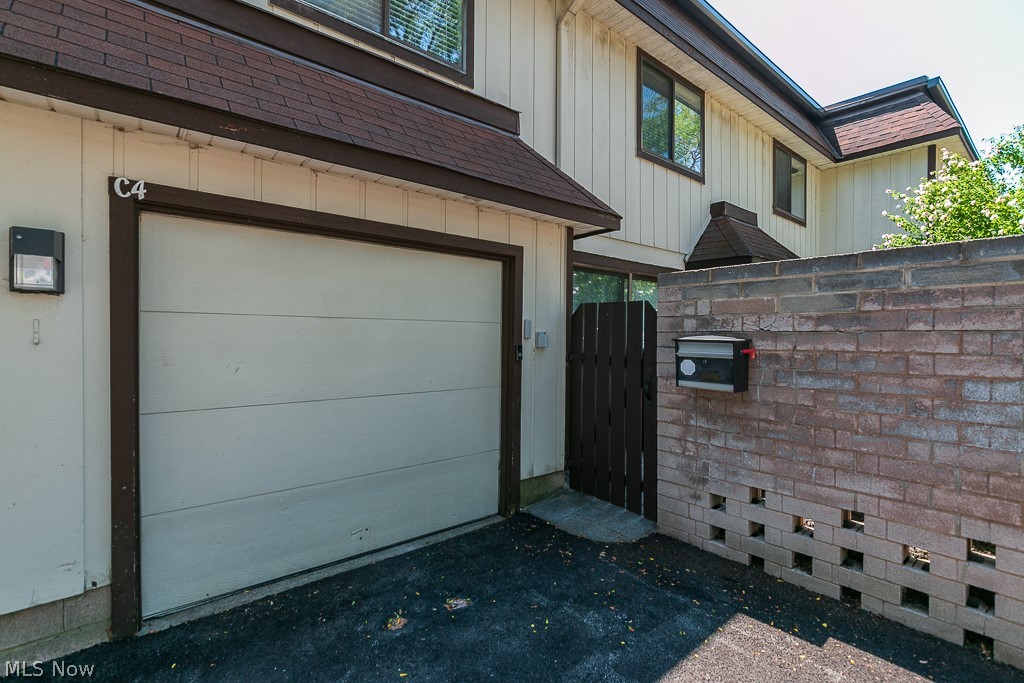 Ridgeglen - Residential