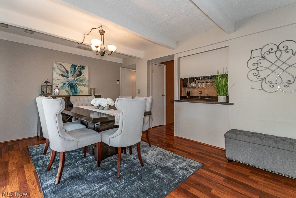 Ridgeglen - Residential