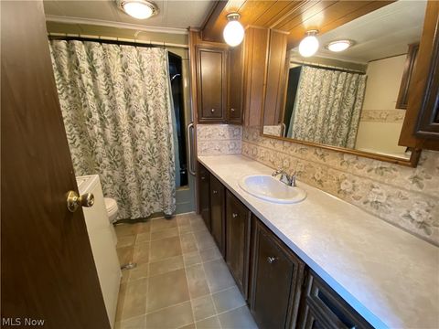 Tiny photo for 34424 Euclid Avenue #252, Willoughby, OH 44094 (MLS # 5189724)