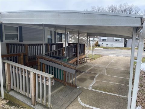 Tiny photo for 34424 Euclid Avenue #252, Willoughby, OH 44094 (MLS # 5189724)