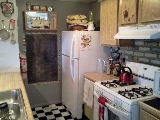 Maplecreek Twnhms - Residential