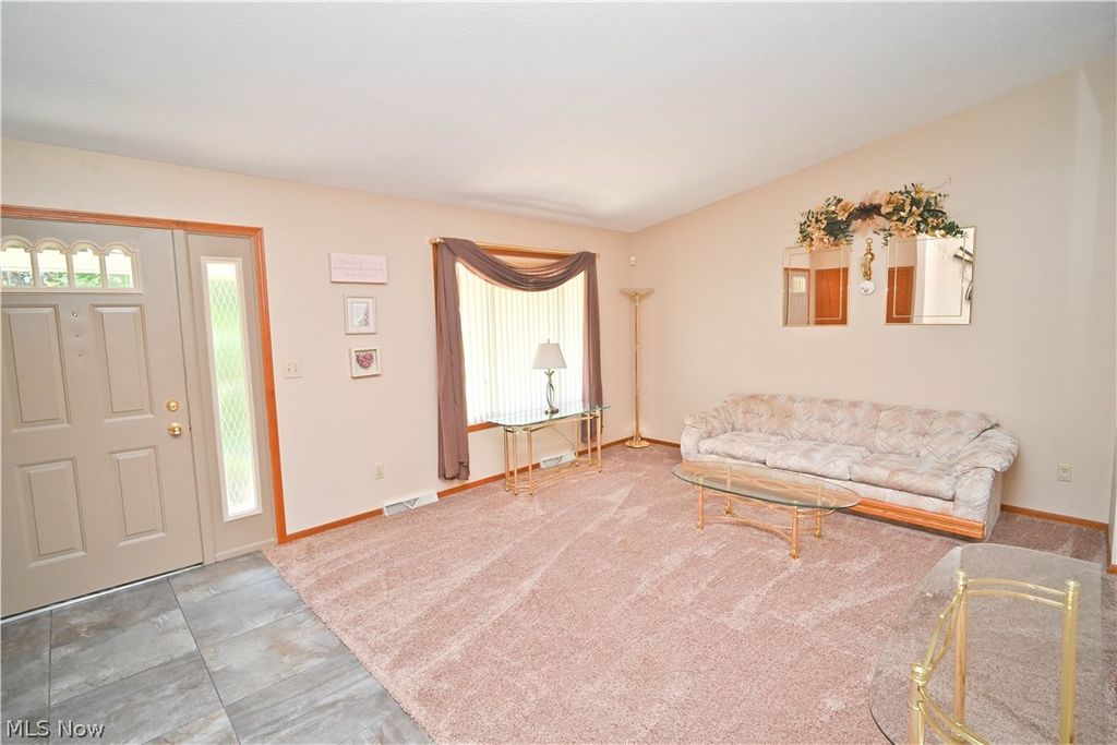 Photo of 3608 Meander Reserve Circle, Canfield, OH 44406 (MLS # 5211429)