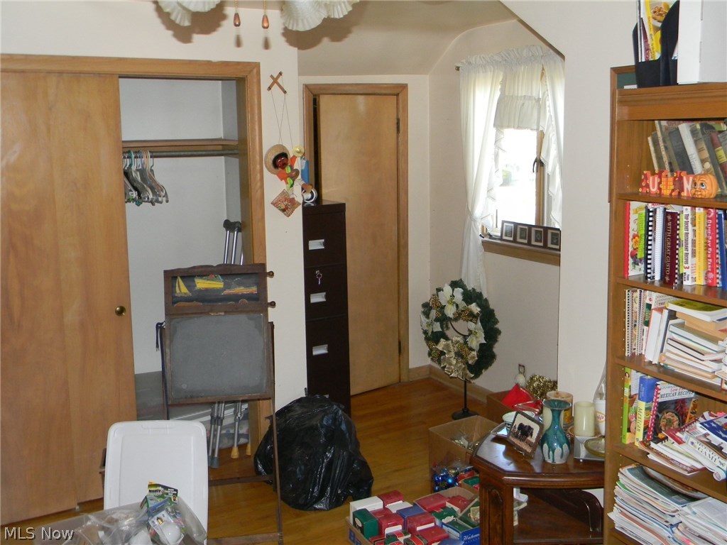 Village Woodlands 02 - Residential