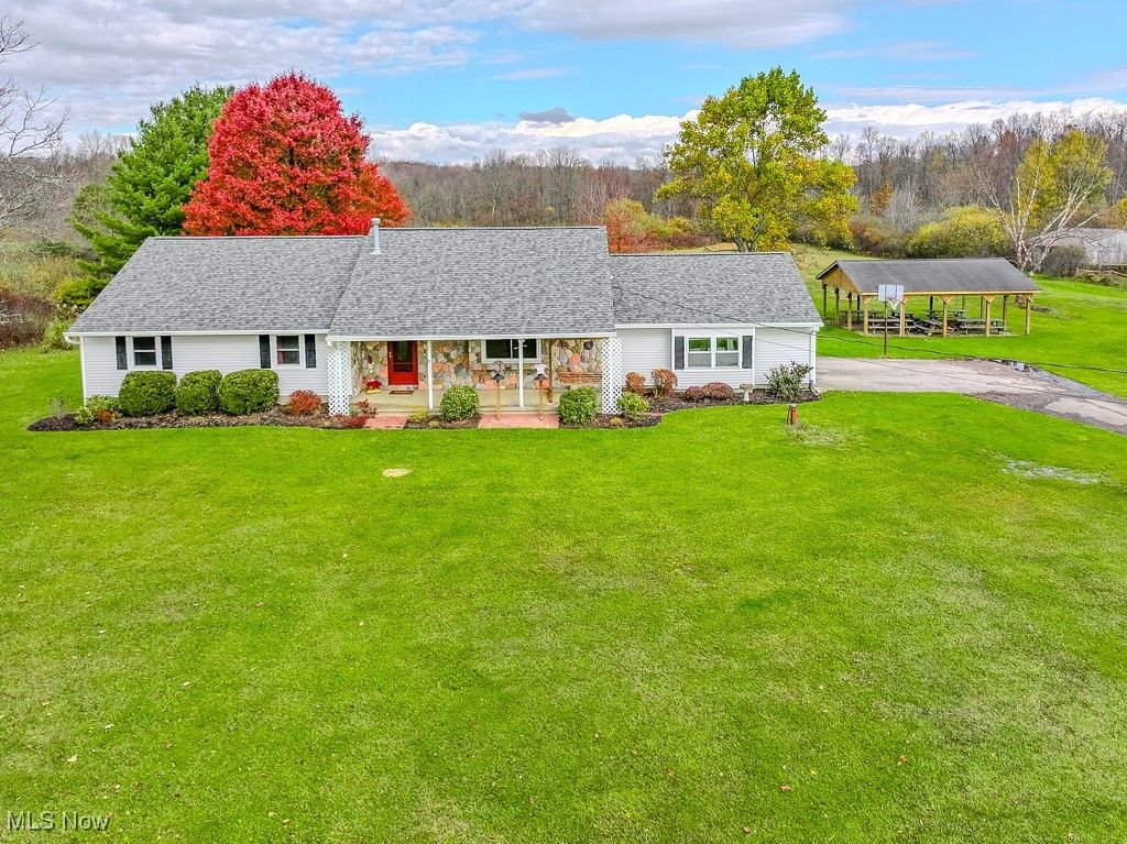 Photo of 14940 Gar Highway, Chardon, OH 44024 (MLS # 5169146)