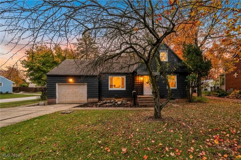 1881 W Pleasant Valley Road, Cleveland, OH 44134 - #: 5161633