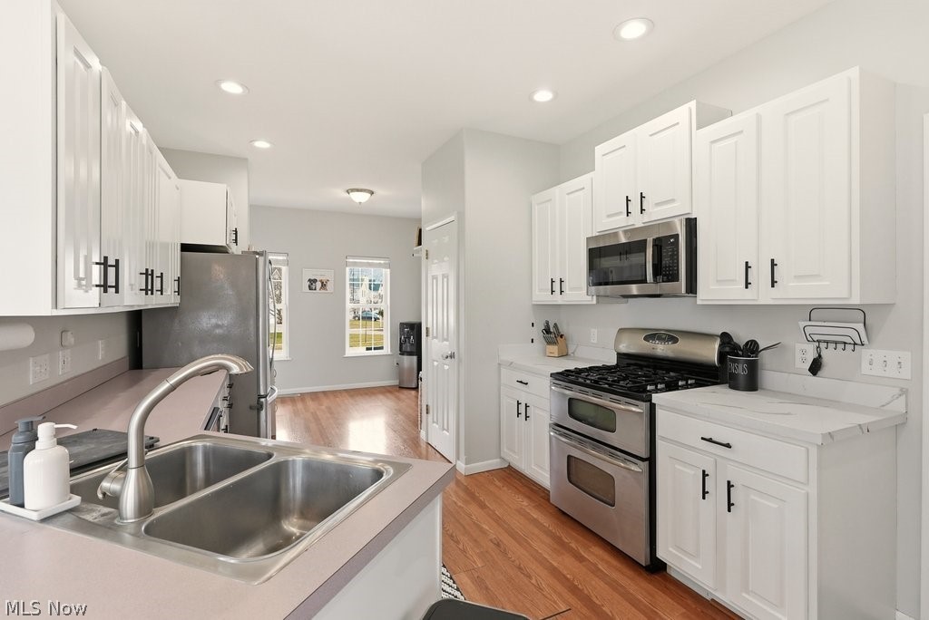 Hidden Knolls - Residential