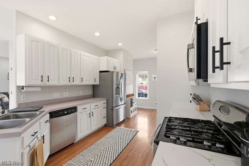 Hidden Knolls - Residential