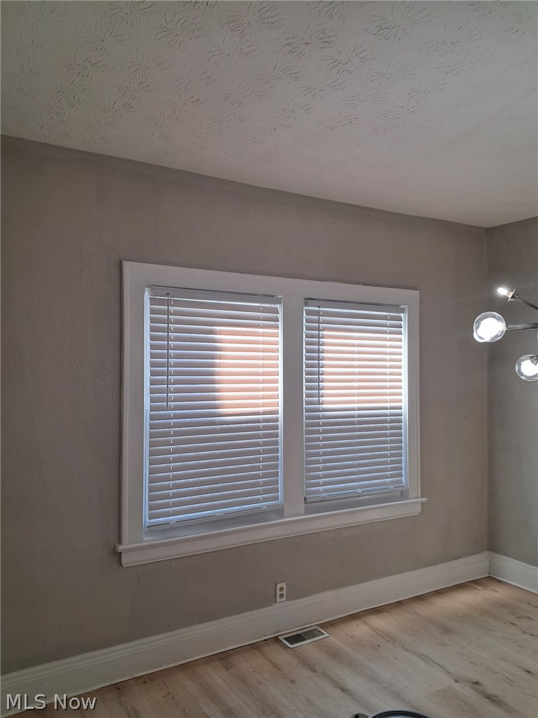 13509 Edgewood Avenue