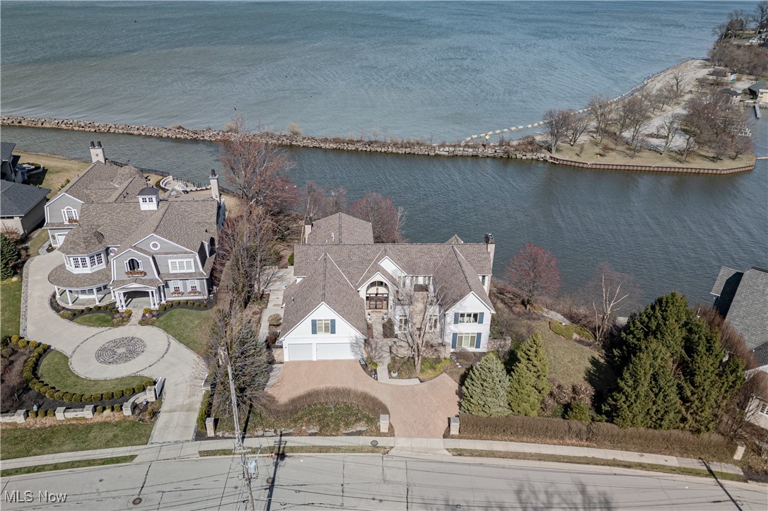 19486 Frazier Drive, Rocky River, Ohio image 8
