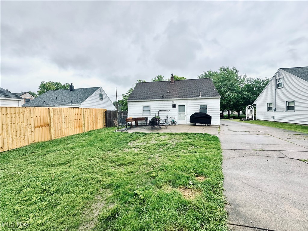 156 N Beverly Ave, Austintown, Ohio image 17