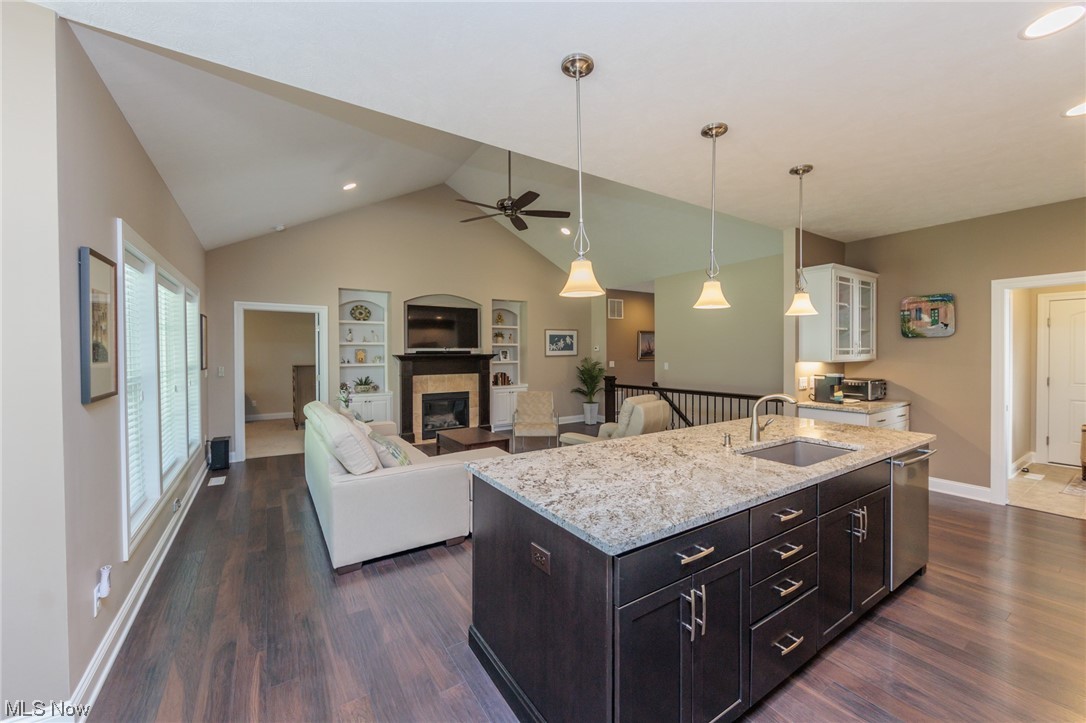 Villas/Taramina - Residential