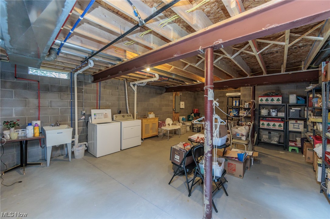 Villas/Taramina - Residential