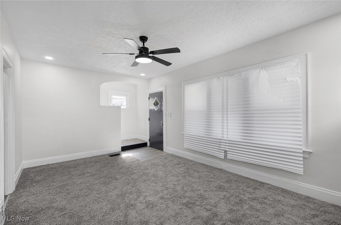 12513 Dove Avenue, Cleveland, Ohio image 19