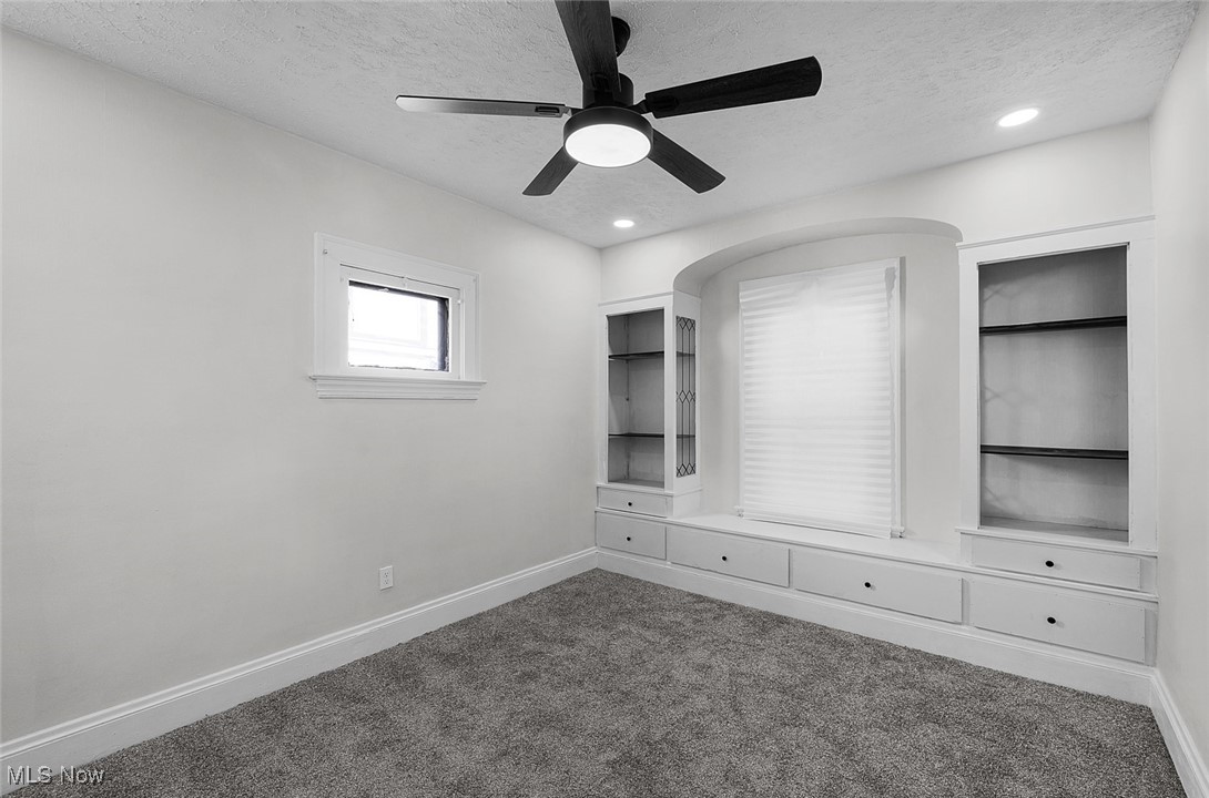 12513 Dove Avenue, Cleveland, Ohio image 16