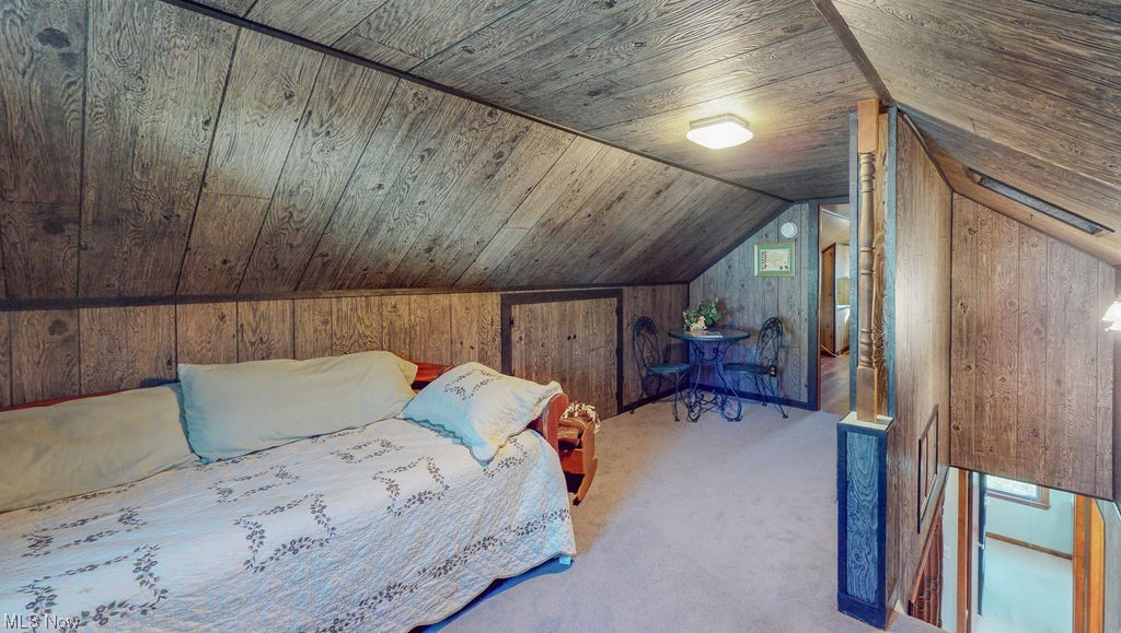 Moris C Black 01 - Residential