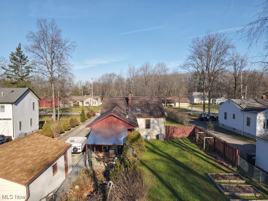 Moris C Black 01 - Residential