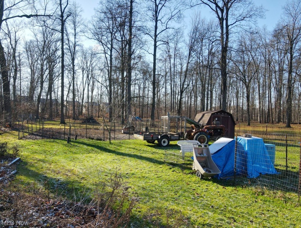 Moris C Black 01 - Residential