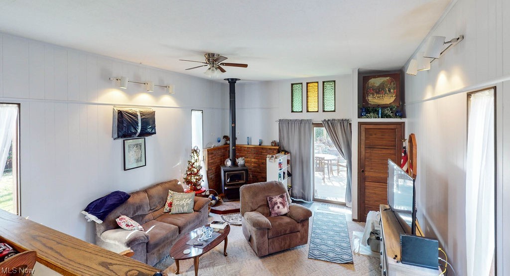 Moris C Black 01 - Residential