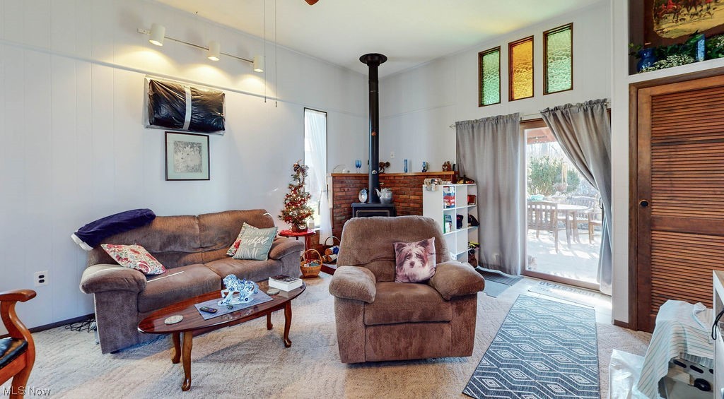 Moris C Black 01 - Residential