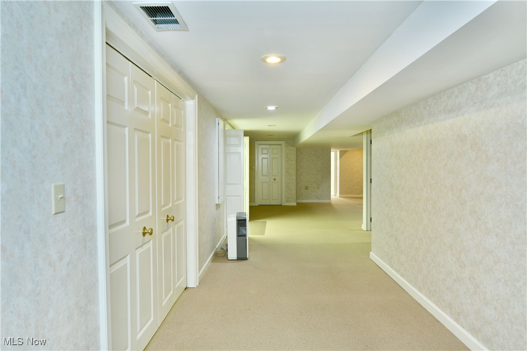 1878 Cardinal Court, Niles, Ohio image 33