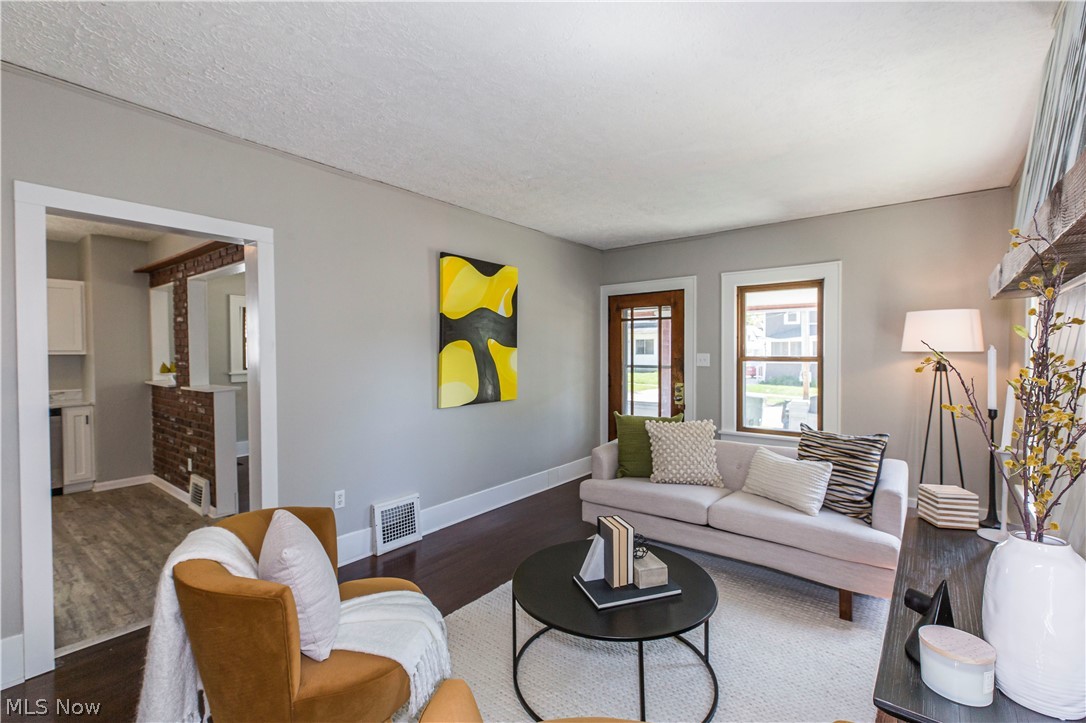 Cuyahoga Falls 02 - Residential