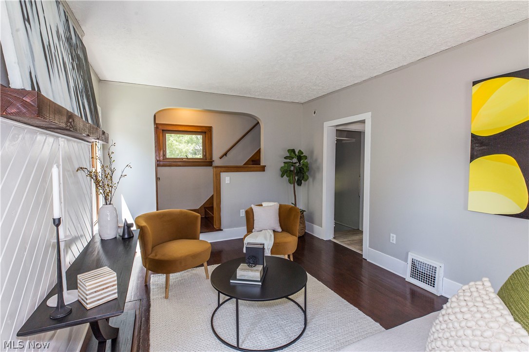 Cuyahoga Falls 02 - Residential