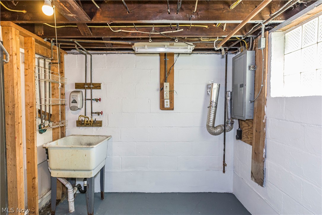 Cuyahoga Falls 02 - Residential