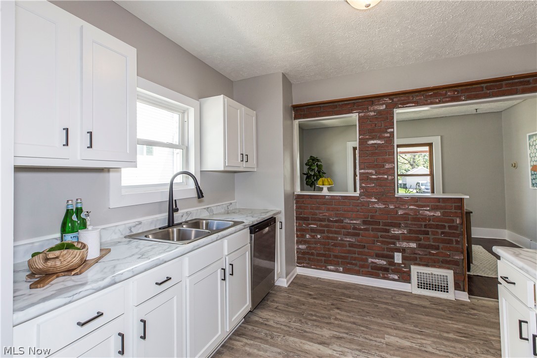 Cuyahoga Falls 02 - Residential