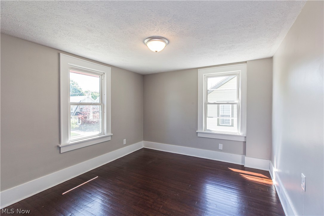 Cuyahoga Falls 02 - Residential