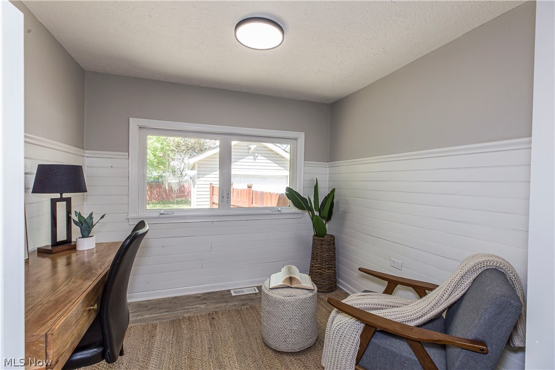 Cuyahoga Falls 02 - Residential