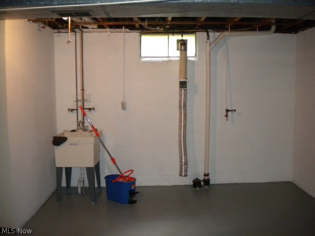 Meadowbrook Lake - Residential