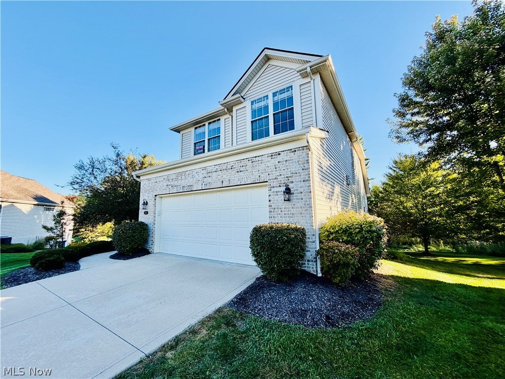 4457 Forest Lake Court