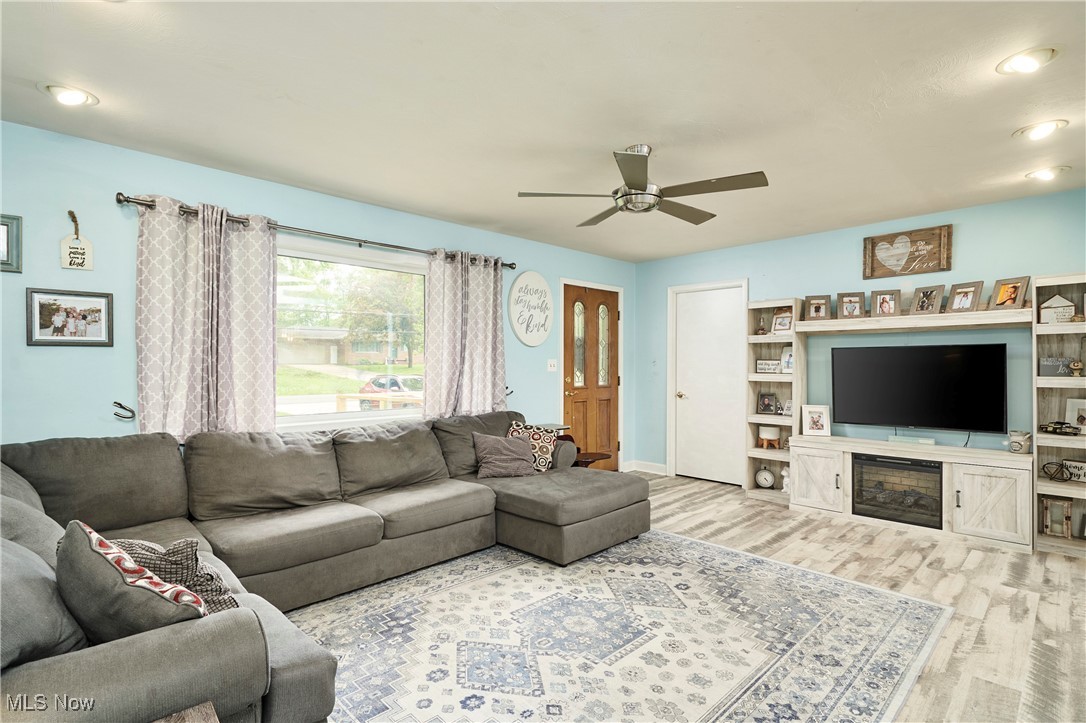 1149 Midland Avenue, New Franklin, Ohio image 4