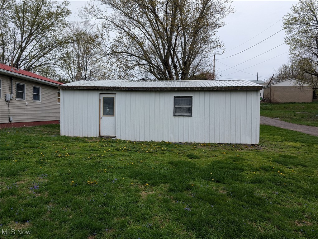 98 Peggy Street, Roseville, Ohio image 4