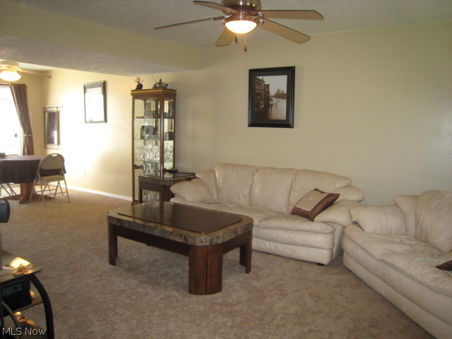 Oxford Heights Condos Ph 04 - Residential