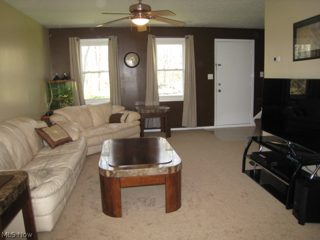 Oxford Heights Condos Ph 04 - Residential