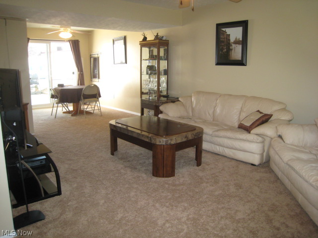 Oxford Heights Condos Ph 04 - Residential