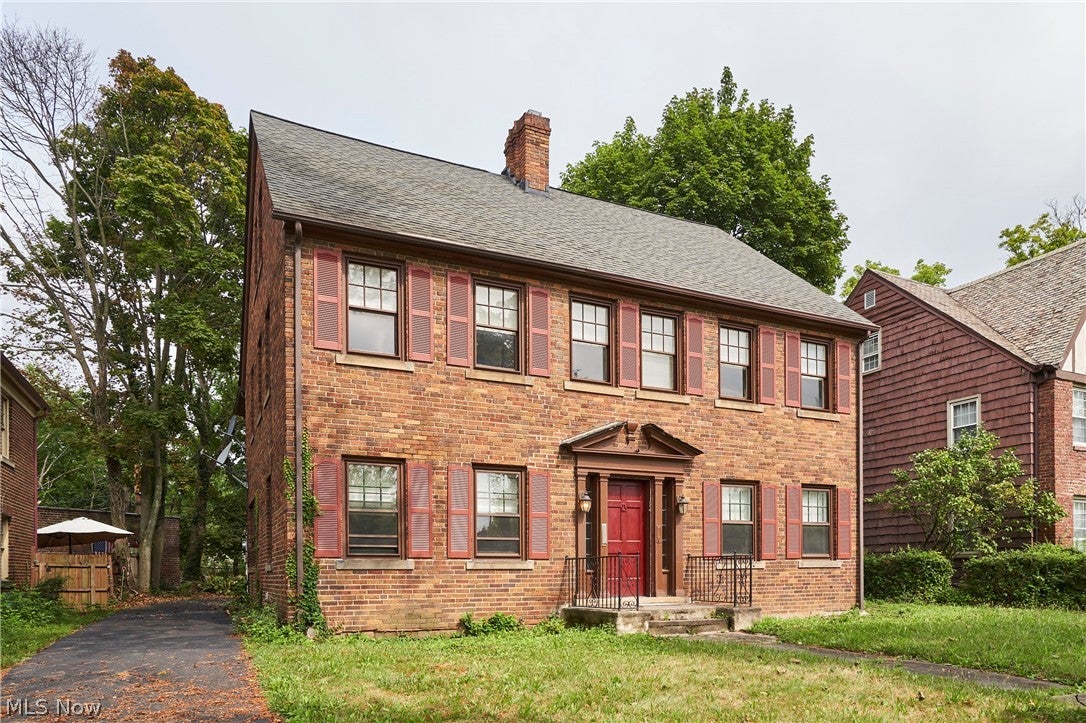 3454 Ingleside Road