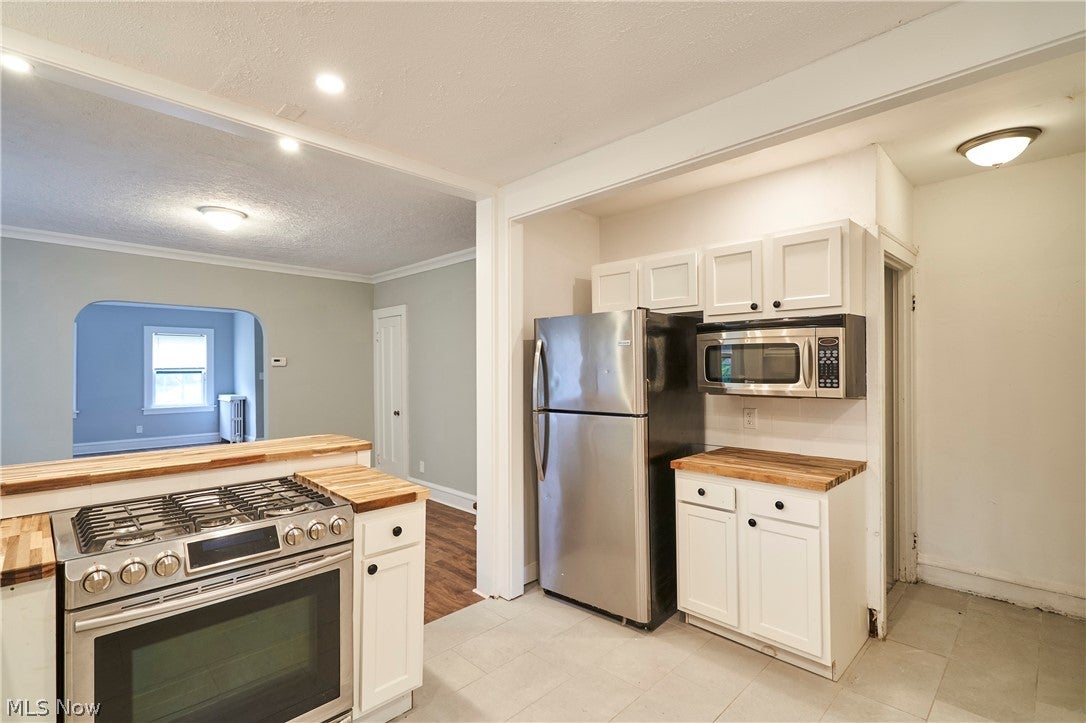 3454 Ingleside Road