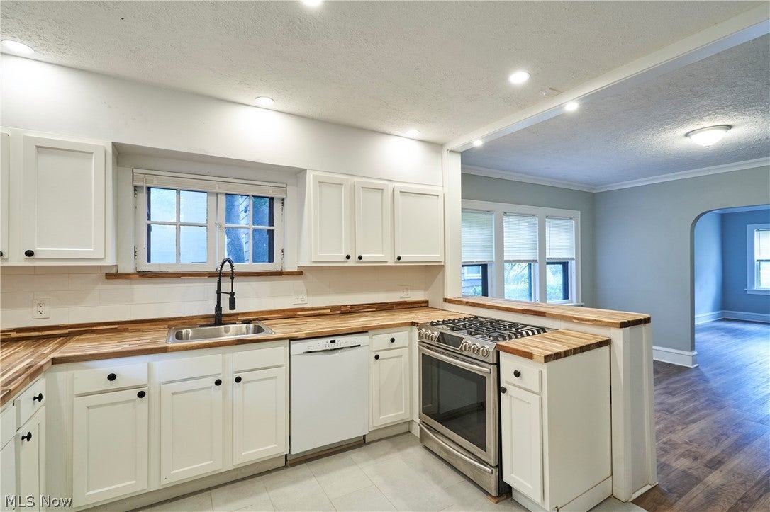 3454 Ingleside Road