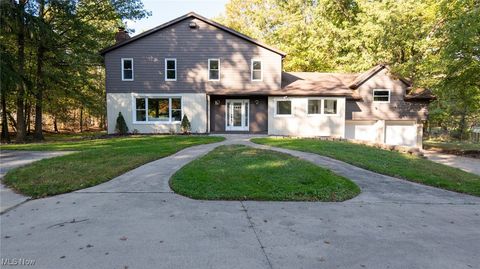 2938 Rockefeller Road, Willoughby Hills, OH 44092 - #: 5160341