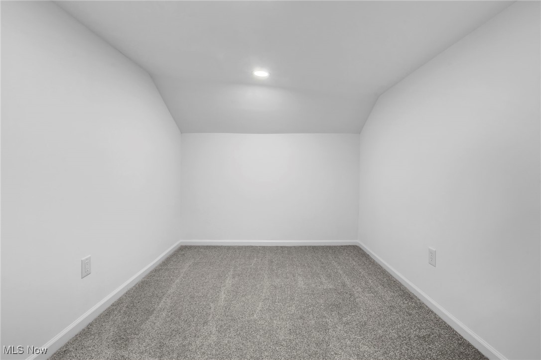 Willoughby Hills Township 03 - Residential